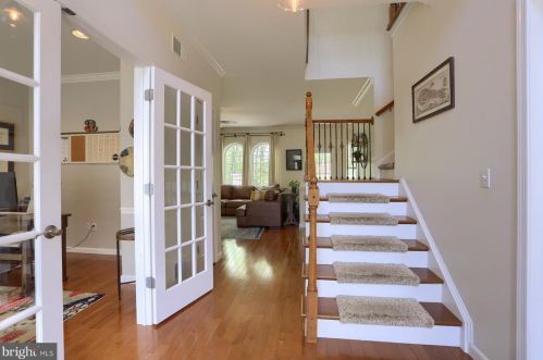 3908 Woodvale Rd, Harrisburg, PA 17109-1317