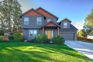 3602 Hillcrest Dr, Eagle Crest, OR 97756-8328