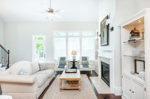 3486 Brookleigh Ln, Atlanta GA  30319-2218 exterior