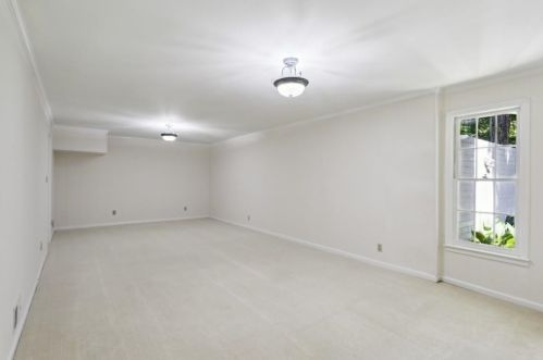 285 Brackenwood Cir, Atlanta GA  30328-2648 exterior