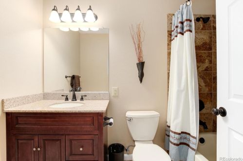 7397 Spruce St, Englewood CO 80112-1751 exterior