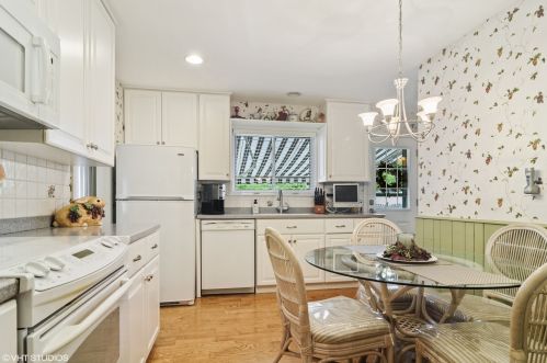 1 Phelps Ave, Arlington Hts IL  60004-6527 exterior