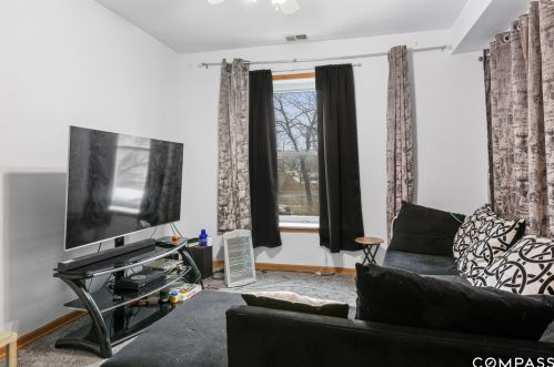3408 Congress Pkwy, Chicago, IL 60624-3344