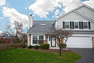1714 Ennis Ln, Wheaton, IL 60189-6163