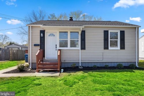 13 Aberdeen Ave, Aberdeen, MD 21001-3817