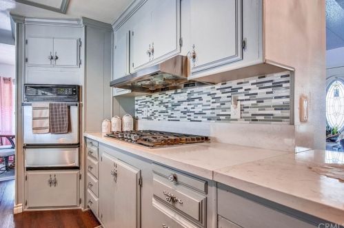 1400 13th St, Upland CA 91786-2966 exterior