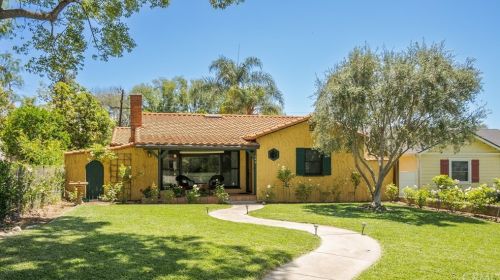 640 Pennsylvania Ave, Glendora, CA 91740-4324