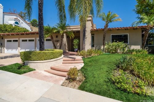 4442 Alta Tupelo Dr, Calabasas, CA 91302-2513