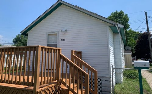 2702 161st St, Hammond, IN 46323-1004