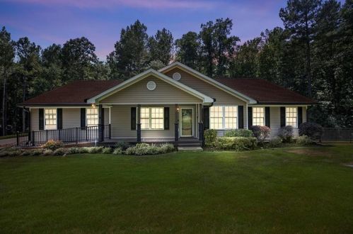 486 Reid Rd, Carrollton, GA 30117-9704