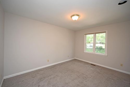 2102 Alpine Pl, Cincinnati OH  45211-3528 exterior