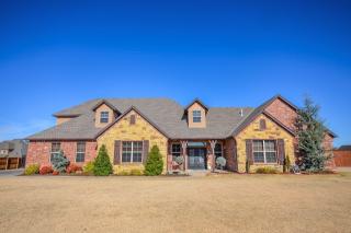 18393 Black Bear Trl, Norman, OK 73072-9608