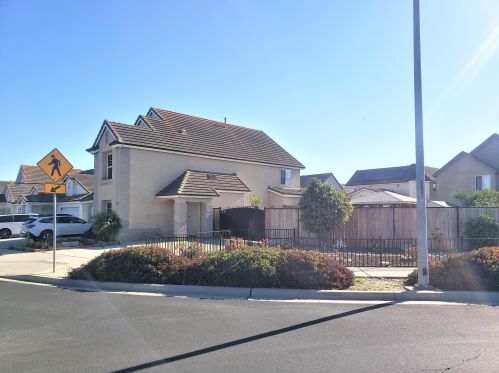 2347 Cesar E Chavez Dr, Santa Maria, CA 93458-1409