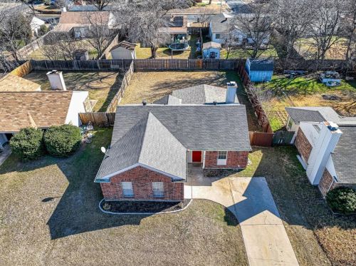 7216 Strawberry Way, Fort Worth, TX 76137-1326