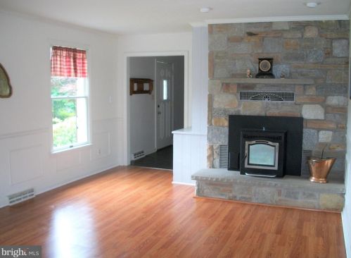 2502 Burgundy Dr, Fallston MD  21047-2112 exterior