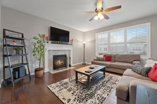 2296 Pebblestone Way, Lemont IL 60490-5059 exterior