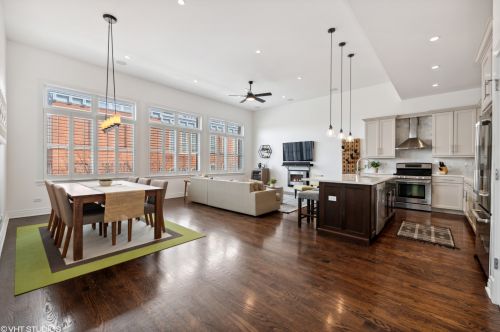 742 Ada St, Chicago, IL 60642-5730