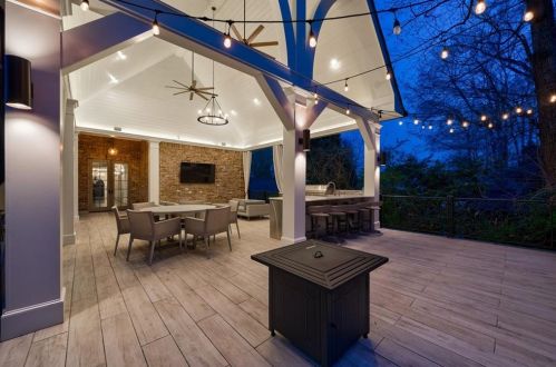 239 Beverly Rd, Atlanta GA  30309-2643 exterior
