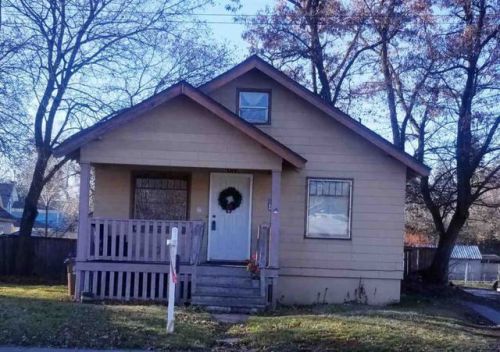 418 Altamont St, Spokane, WA 99202-4187
