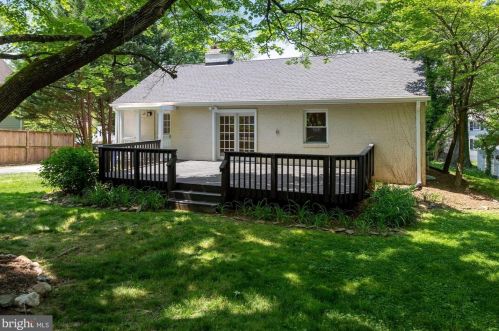 10223 Summit Ave, Kensington, MD 20895-3921