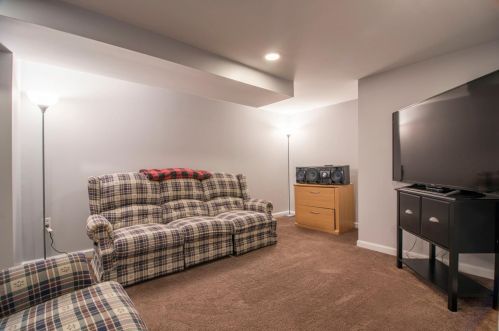 2267 Deblin Dr, Cincinnati OH  45239-5678 exterior