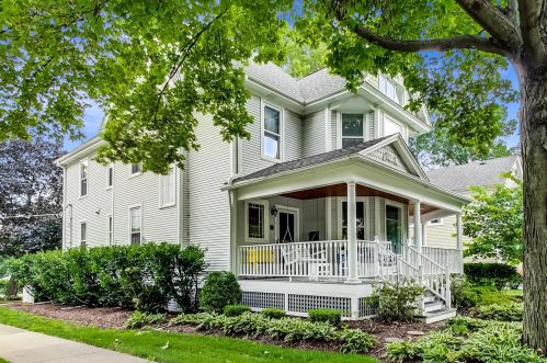 415 Evergreen Ave, Arlington Hts, IL 60004-6007
