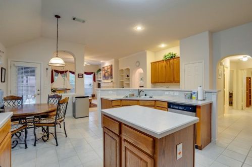 8028 Pretoria Pl, Fort Worth TX  76123-1831 exterior