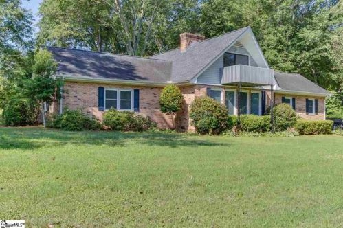 37 Cathcart Cir, Laurens, SC 29360-6936