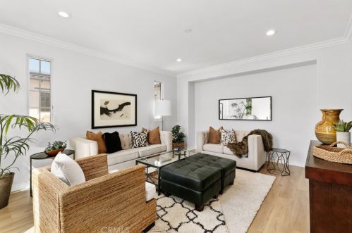 16 Dreamlight, Irvine CA  92603-4258 exterior