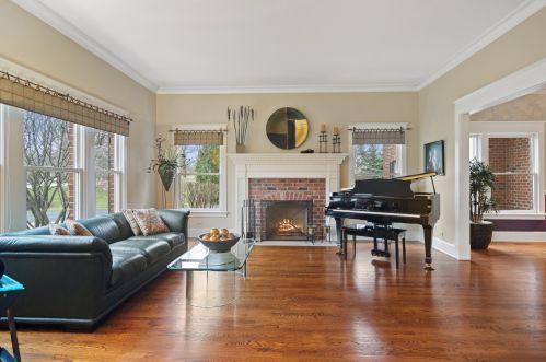 1133 Carberry Cir, Palatine, IL 60067-4289