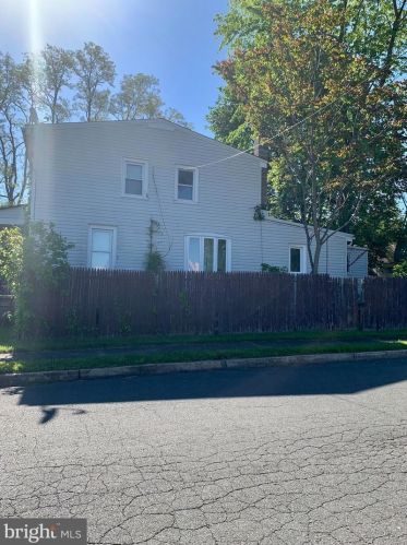 65 Weber Ave, Trenton, NJ 08638-3766