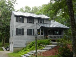 29 Mountain Home Rd, Londonderry, NH 03053-2630