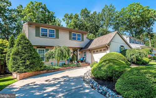 74 Trent Rd, Blenheim, NJ 08012-1821
