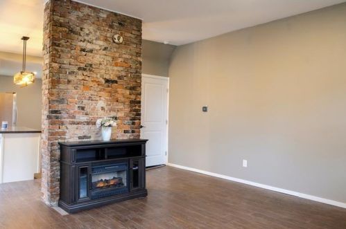 511 Center St, Rochester, PA 15074-1320