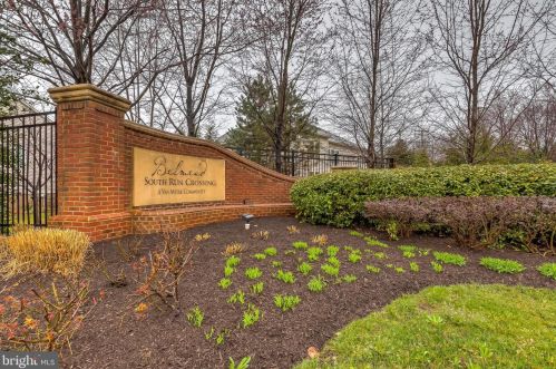 8731 Stone Hl Pl, Springfield VA  22153-1718 exterior