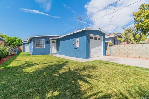 15349 Avocado Ave, Paramount, CA 90723-4506