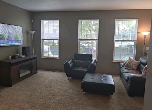 18764 Burnside Station Dr, Mokena, IL 60448-8827