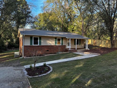 525 Lynch St, Meeting Street, SC 29824-1241