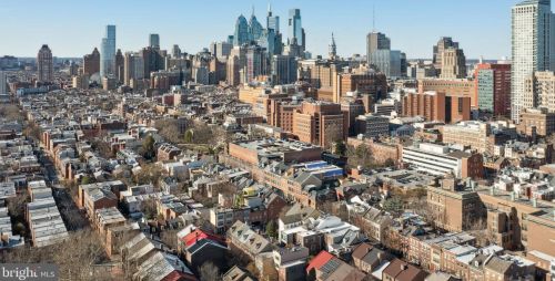 524 Lombard St, Philadelphia PA  19147-1409 exterior