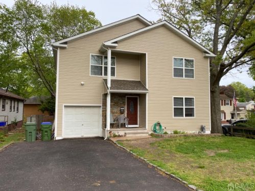 71 Orange St, Edison, NJ 08817-4258