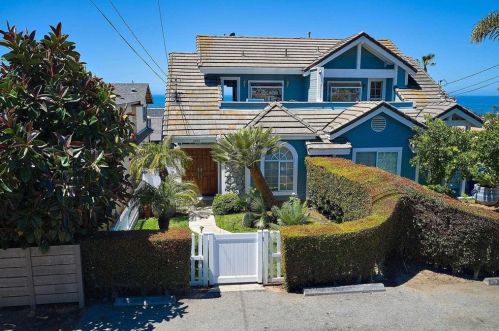 2072 Edinburg Ave, Cardiff By The Sea, CA 92007-1750