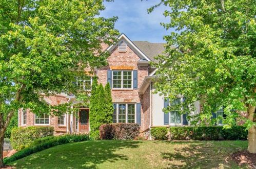 2492 Stone Manor Dr, Buford, GA 30519-7686