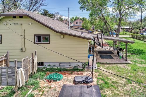 2751 55th Ave, Denver CO 80221-1615 exterior