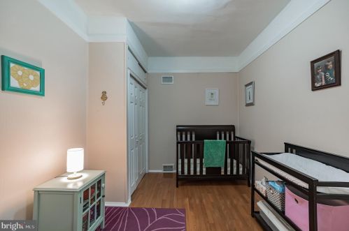 2341 10th St, Philadelphia PA 19133-1512 exterior