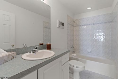 6 Jackson Ave, Princeton NJ  08540-1677 exterior