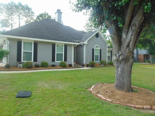 316 Doublegate Dr, Bonaire, GA 31005-3306