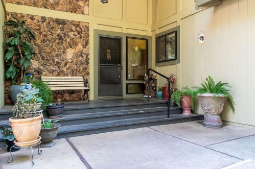 11905 Alta Sierra Dr, Grass Valley, CA 95949-6665