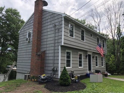 66 Nicholdale Rd, Huntington, CT 06484-1823