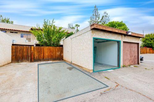 1422 Everton Pl, Riverside CA  92507-4439 exterior