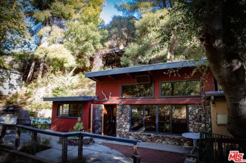 1514 Topanga Skyline Dr, Topanga, CA 90290-4034